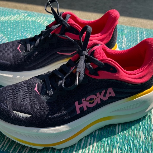 Hoka Bondi 9  Road Running Shoes - Women's - Picture 1 of 12